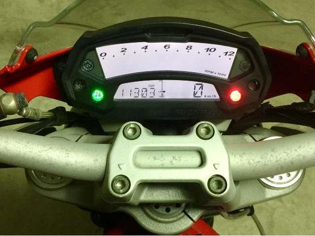 ducati monster 796