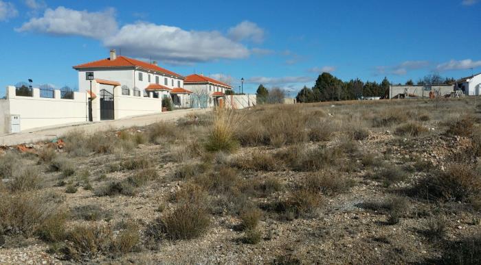 vendo parcela urbana y edificable en fuentidueña de tajo.