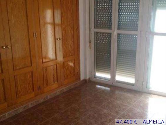 Vendo piso de 78.63 metros en  Almería Capital