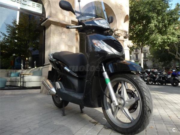 HONDA SCOOPY SH125i