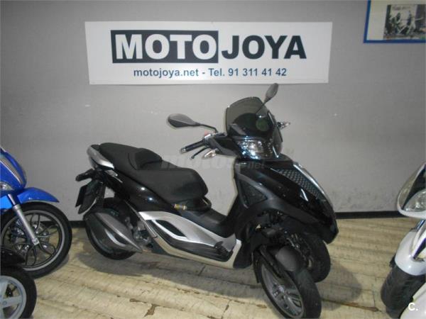 PIAGGIO MP3 LT 300 Yourban