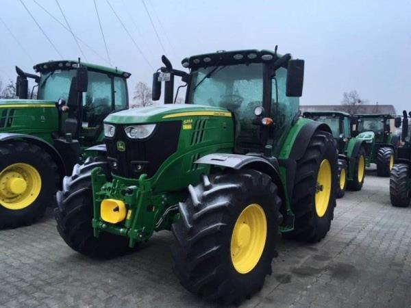 John Deere 6215R VOLLAUSSTATTUNG WIE NEU