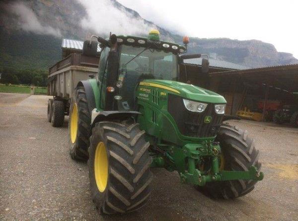 John Deere 6150R