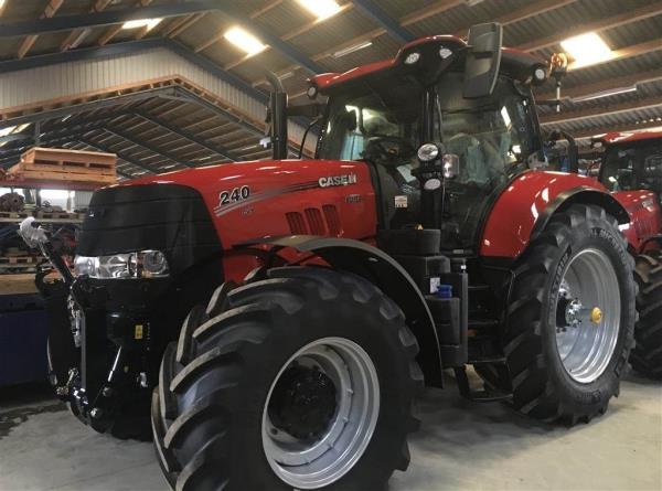 Case IH Puma 240 CVX Traktor