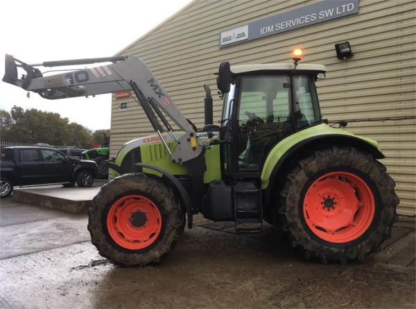 CLAAS ARION 620