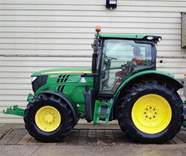 John Deere 6125R