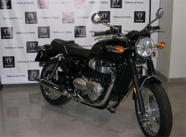 TRIUMPH BONNEVILLE T100