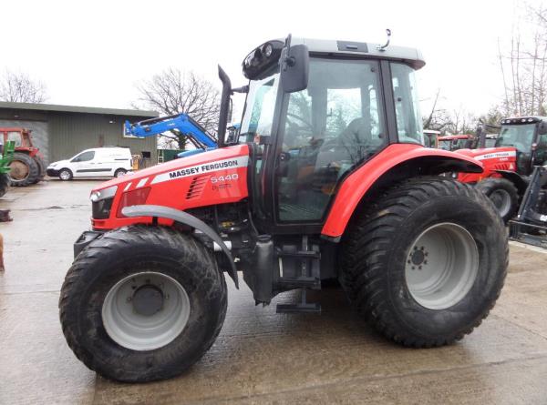 Massey Ferguson 5440