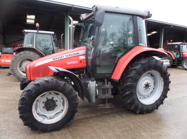 Massey Ferguson 5455