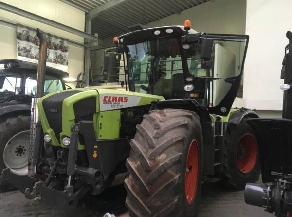 CLAAS Xerion 3800 Trac VC