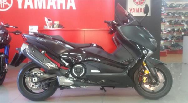 YAMAHA T-MAX 530 ABS