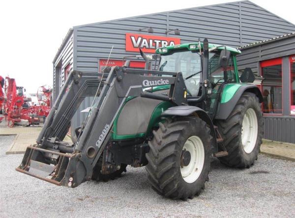 Valtra T 180 Ålø Q85 frontlæsser