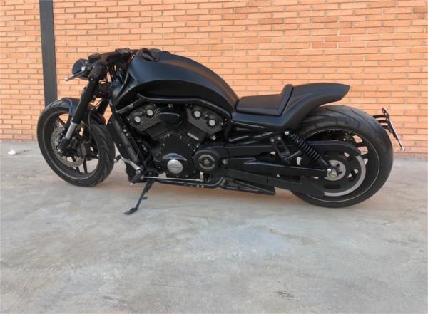 HARLEY DAVIDSON VRSC NIGHT ROD