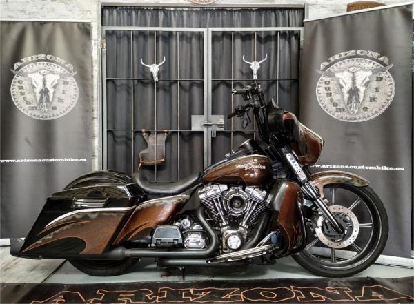 HARLEY DAVIDSON ROAD KING