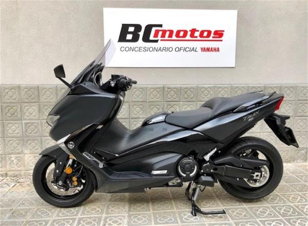 YAMAHA TMAX