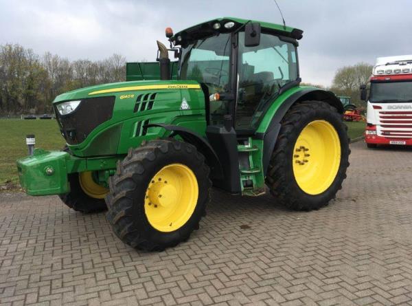 John Deere 6140R