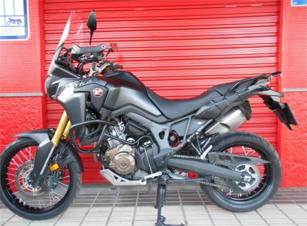 HONDA CRF1000L AFRICA TWIN