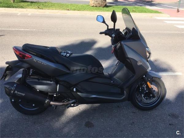 YAMAHA X-MAX 400