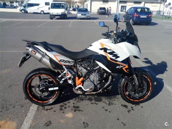 KTM 990 SUPERMOTO T