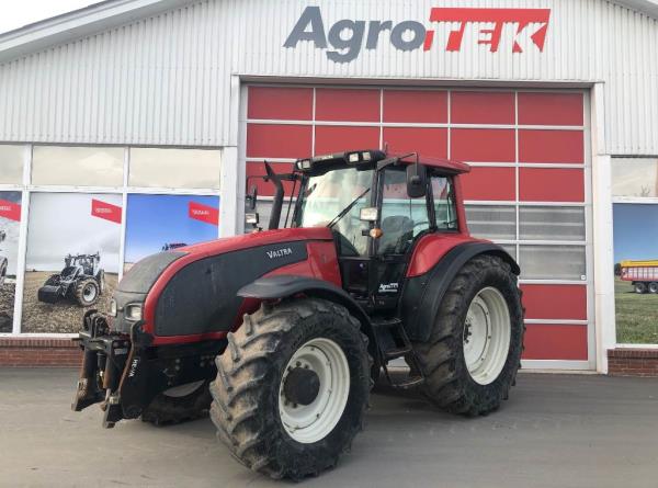 Valtra T150