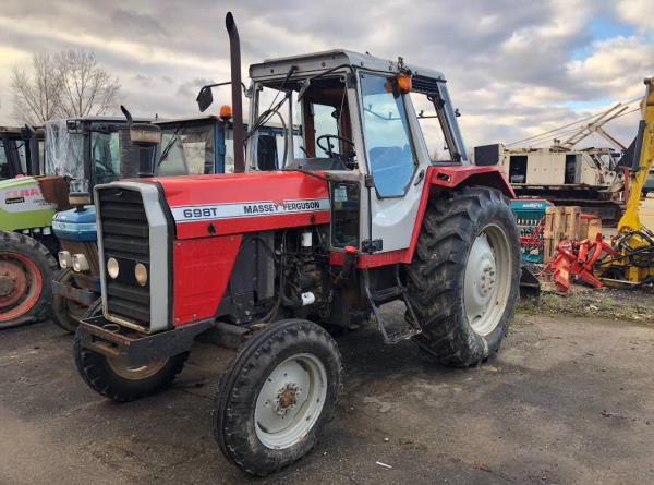 Massey Ferguson 698 T