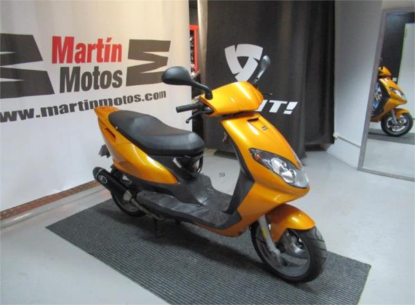 DERBI BOULEVARD 125