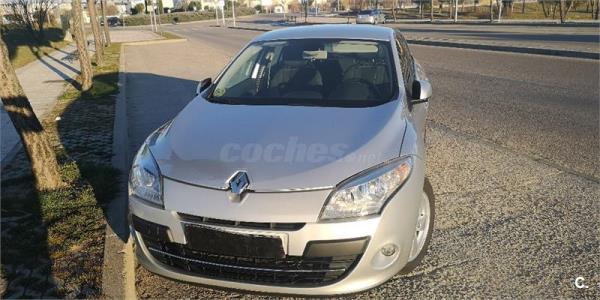 RENAULT Megane Dynamique 1.5dCi 105cv eco2 5p.