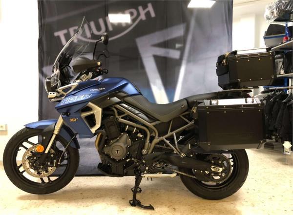 TRIUMPH TIGER 800 XRT