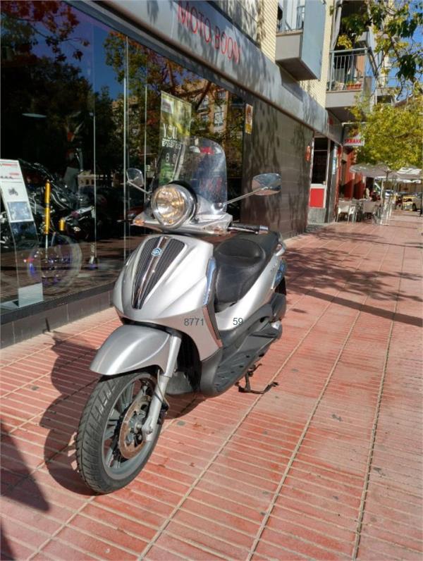 PIAGGIO BEVERLY 250