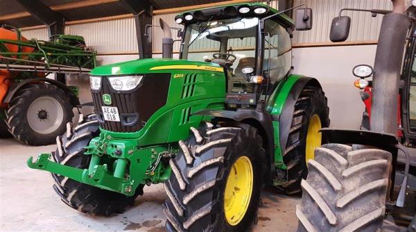 John Deere 6210R DirectDrive