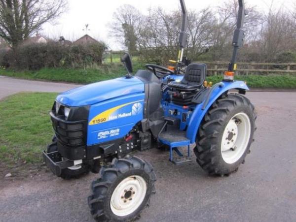 New Holland T1560 4WD