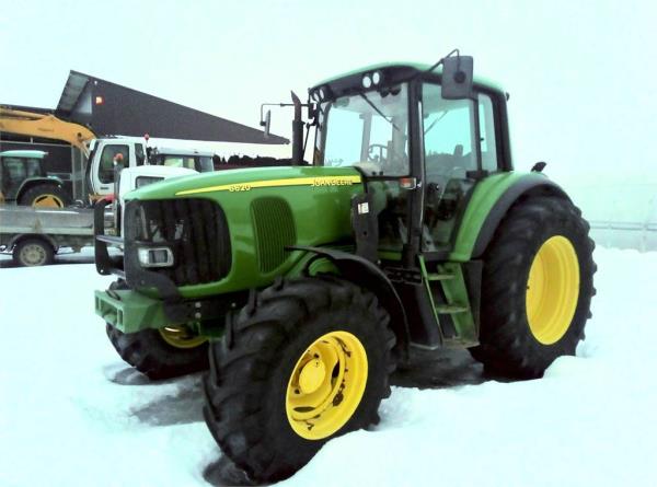 John Deere 6620