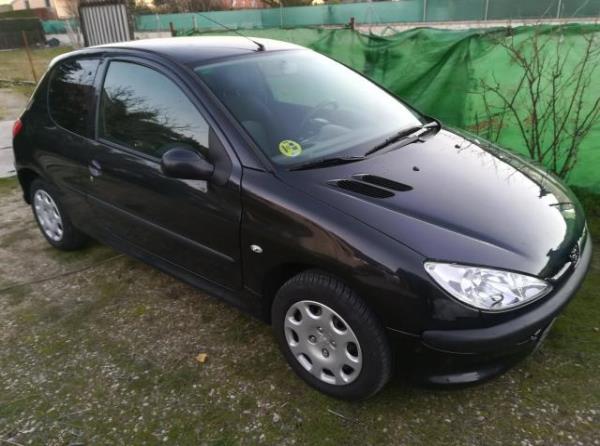 Peugeot 206 PEUGEOT - 206 1. 4 X LINE CLIM