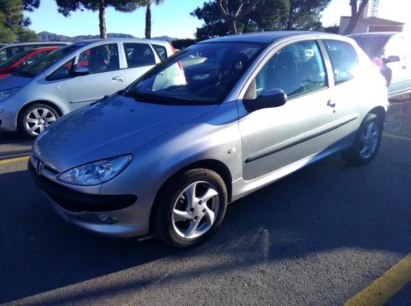 Peugeot 206 2.0 HDI 90 CV 3 puertas.