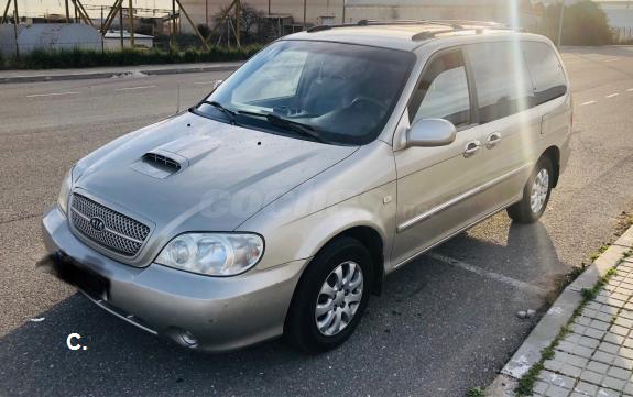 KIA Carnival 2.9 CRDi LX 5p.