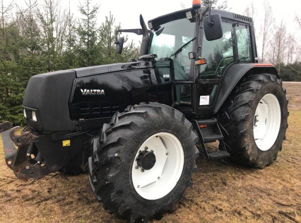 Valtra 8150