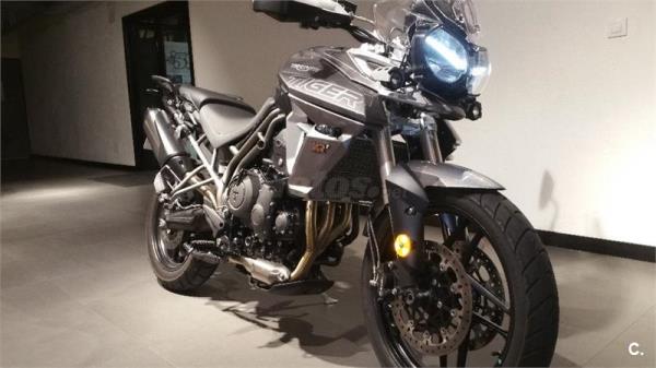 TRIUMPH Tiger 800 XRT