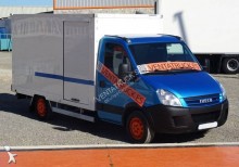 -24h 7 Camión furgón Iveco Daily 12.000 2008 255 107 km3.5t - 4x2 - Euro 4 - 120