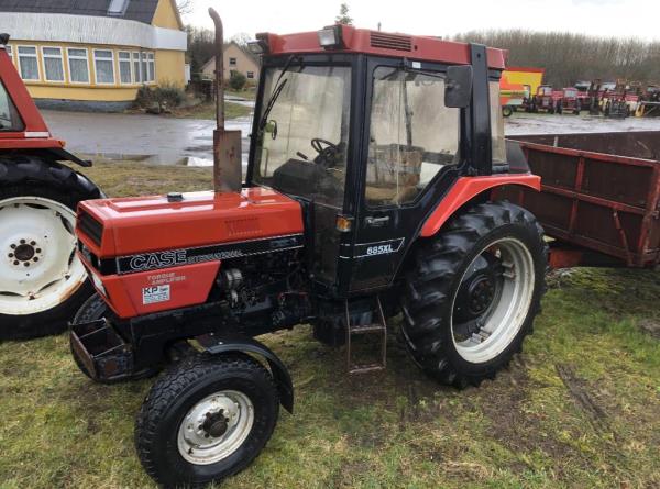 Case IH 685 XL