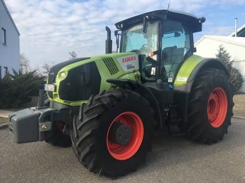 CLAAS Axion 850