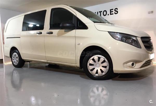 MERCEDES-BENZ Vito 111 CDI Mixto Larga 4p.