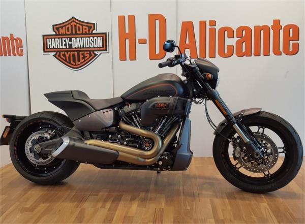 HARLEY DAVIDSON FXDR 114