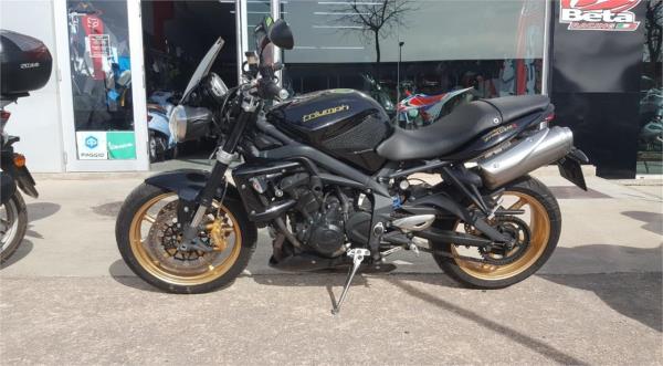 TRIUMPH STREET TRIPLE R