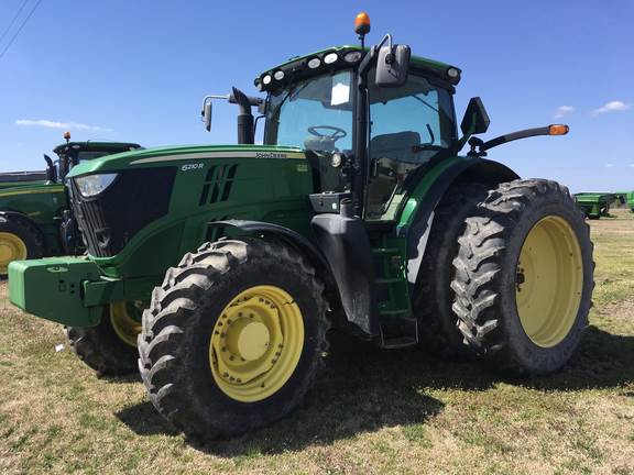 John Deere 6210R