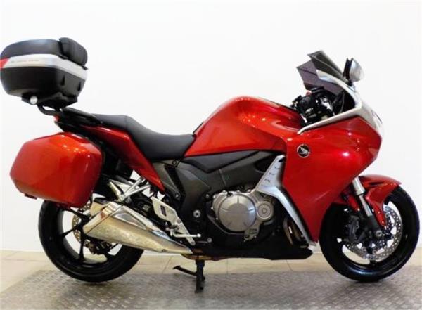 HONDA VFR 1200 F