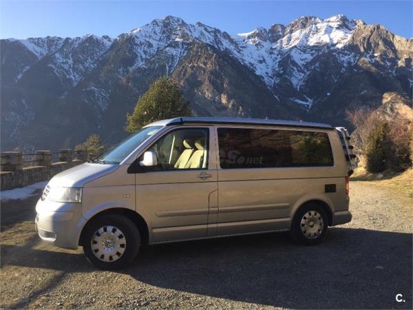 VOLKSWAGEN Caravelle 2.5 TDI 4Motion 130 CV 4p.