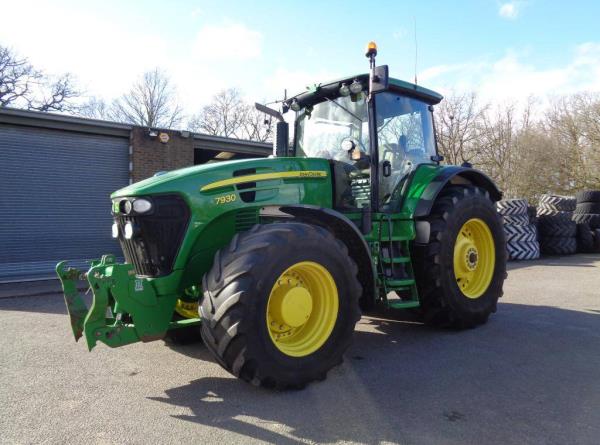 John Deere 7930 AutoPower