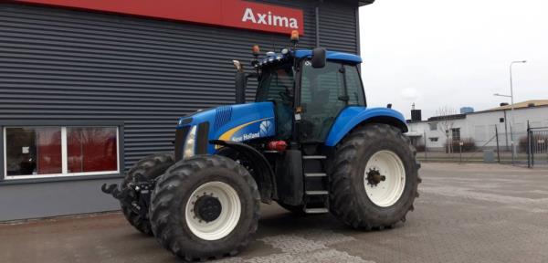 New Holland T8020