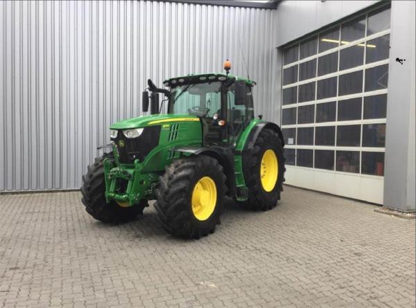 John Deere 6175R