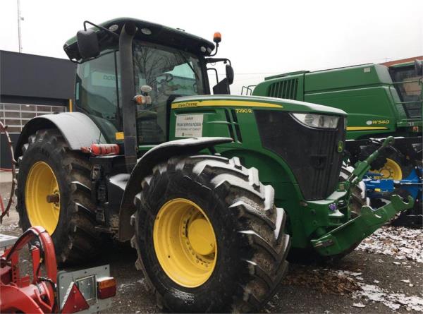 John Deere 7290R